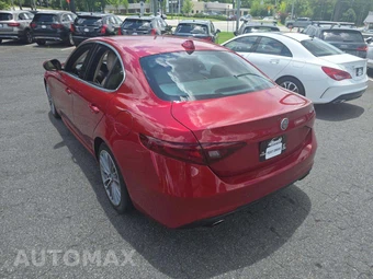 2017 Alfa Romeo Giulia Ti – miniatura 2