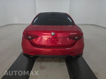 2017 Alfa Romeo Giulia Ti – miniatura 5