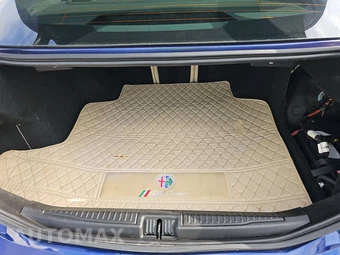2017 Alfa Romeo Giulia Ti – miniatura 16
