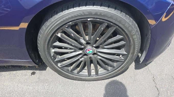 2017 Alfa Romeo Giulia Ti – miniatura 25