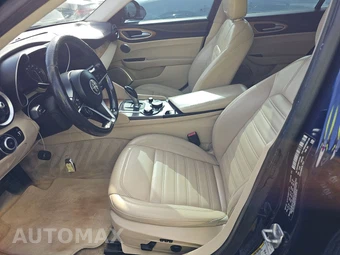 2017 Alfa Romeo Giulia Ti – miniatura 7