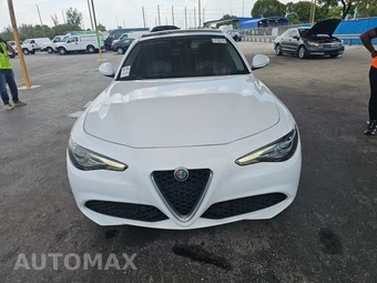 2017 Alfa Romeo Giulia Ti – miniatura 2