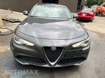 2017 Alfa Romeo Giulia Ti – miniatura 9