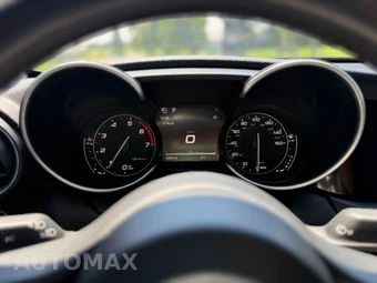 2017 Alfa Romeo Giulia - miniatura 17
