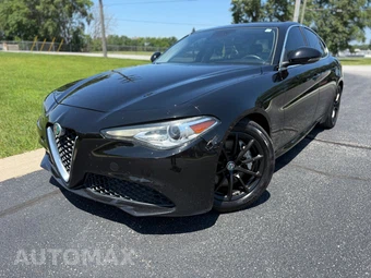 2017 Alfa Romeo Giulia - miniatura 6