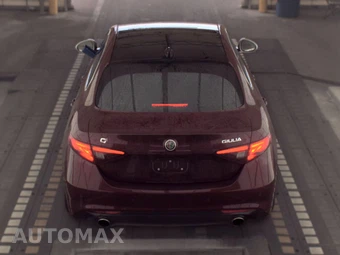 2017 Alfa Romeo Giulia – miniatura 5
