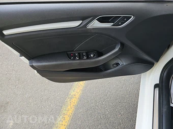 2017 Audi A3 Sedan Premium – miniatura 9