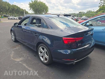 2017 Audi A3 Sedan Premium – miniatura 2