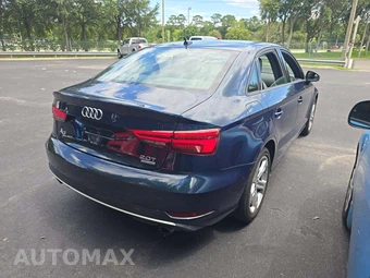 2017 Audi A3 Sedan Premium – miniatura 3
