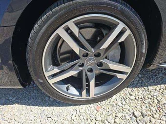 2017 Audi A4 Sedan 2.0T Premium Plus – miniatura 3