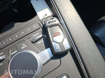 2017 Audi A4 Sedan 2.0T Premium Plus – miniatura 5
