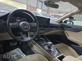 2017 Audi A4 Sedan 2.0T Premium Plus – miniatura 8