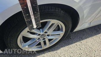 2017 Audi A4 Sedan 2.0T Premium - miniatura 19