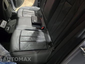 2017 Audi A4 Sedan 2.0T ultra Premium – miniatura 9