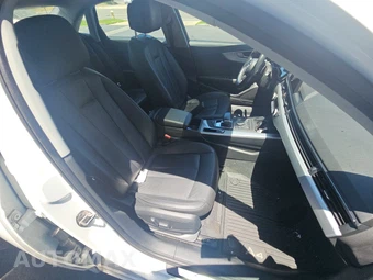 2017 Audi A4 Sedan 2.0T ultra Premium – miniatura 8