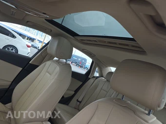 2017 Audi A4 Sedan Progressiv – miniatura 18