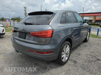 2017 Audi Q3 2.0T Premium - miniatura 4
