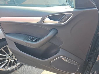 2017 Audi Q3 2.0T Prestige - miniatura 9