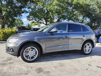 2017 Audi Q5 2.0T Premium Plus - miniatura 4