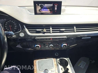 2017 Audi Q7 3.0T Premium Plus – miniatura 9