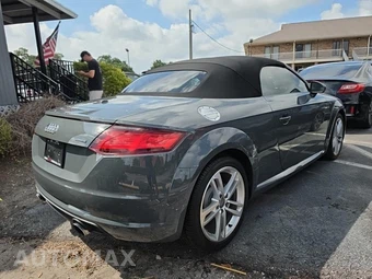 2017 Audi TT Roadster 2.0T Convertible – miniatura 4