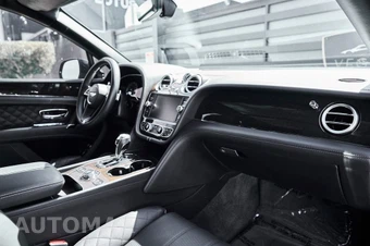 2017 Bentley Bentayga W12 - miniatura 35
