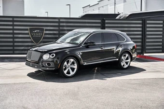 2017 Bentley Bentayga W12 - miniatura 5