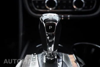 2017 Bentley Bentayga W12 - miniatura 65