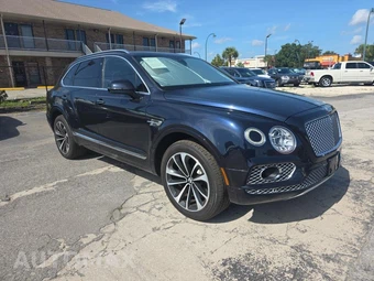 2017 Bentley Bentayga W12 - miniatura 3