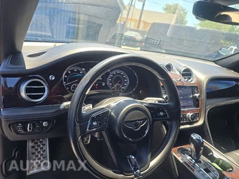 2017 Bentley Bentayga W12 - miniatura 11