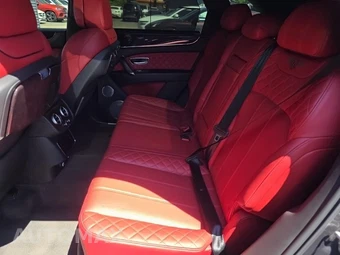 2017 Bentley Bentayga W12 - miniatura 16