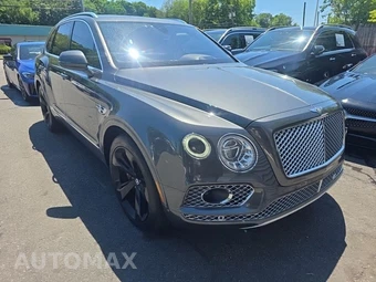 2017 Bentley Bentayga W12 - miniatura 3