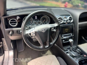 2017 Bentley Flying Spur V8 S - miniatura 29