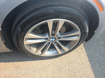 2017 BMW 3 Series Gran Turismo 330i xDrive Hatchback SPORT LINE - miniatura 9