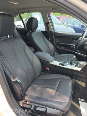 2017 BMW 3 Series Sedan 320i - miniatura 18
