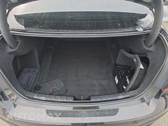 2017 BMW 3 Series Sedan 320i - miniatura 14