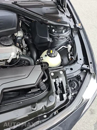 2017 BMW 3 Series Sedan 320i - miniatura 26