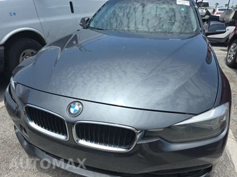 2017 BMW 3 Series Sedan 320i – miniatura 2