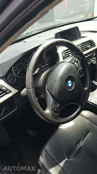 2017 BMW 3 Series Sedan 320i – miniatura 29