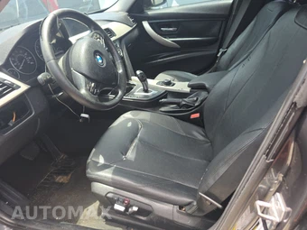 2017 BMW 3 Series Sedan 320i – miniatura 7