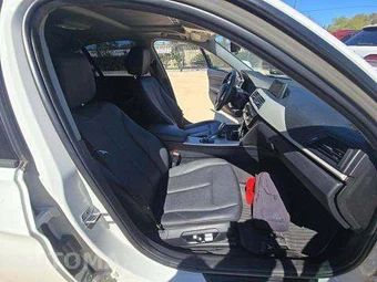 2017 BMW 3 Series Sedan 320i - miniatura 19