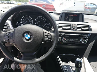2017 BMW 3 Series Sedan 320i xDrive - miniatura 11