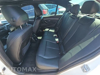 2017 BMW 3 Series Sedan 330i LUXURY LINE - miniatura 13