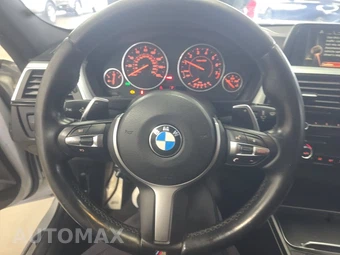 2017 BMW 3 Series Sedan 330i M SPORT LINE - miniatura 10