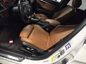 2017 BMW 3 Series Sedan 330i SPORT LINE - miniatura 6
