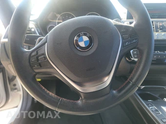 2017 BMW 3 Series Sedan 330i SPORT LINE - miniatura 10