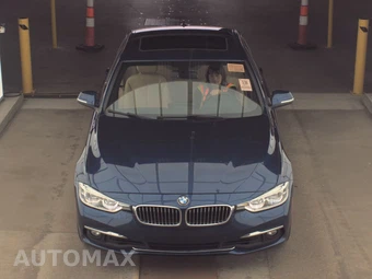 2017 BMW 3 Series Sedan 330i xDrive LUXURY LINE - miniatura 2