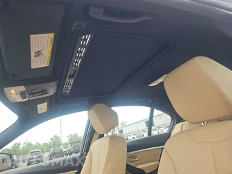 2017 BMW 3 Series Sedan 330i xDrive LUXURY LINE - miniatura 21