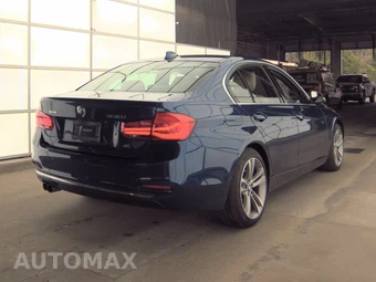2017 BMW 3 Series Sedan 330i xDrive LUXURY LINE - miniatura 4