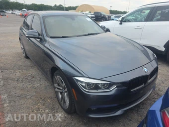 2017 BMW 3 Series Sedan 330i xDrive - miniatura 2
